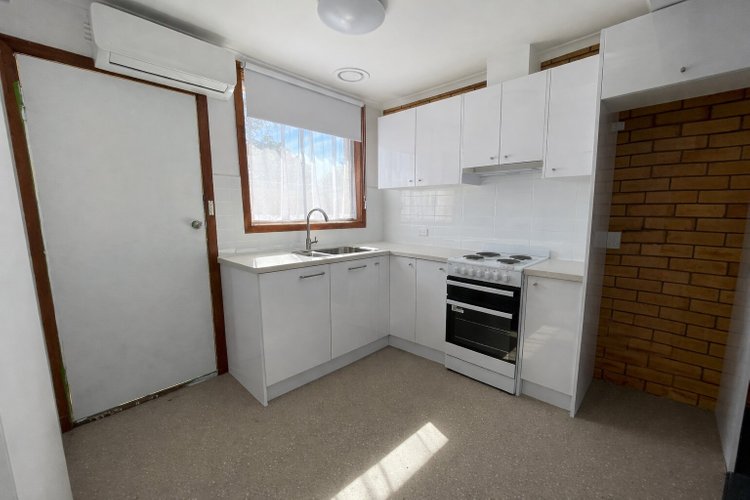 6/3 Milton Street Bell Park 3215