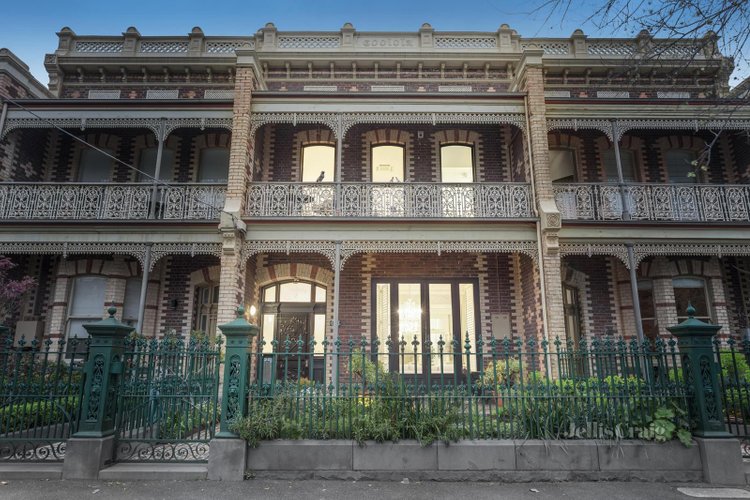 63 St Vincent Place South Albert Park 3206