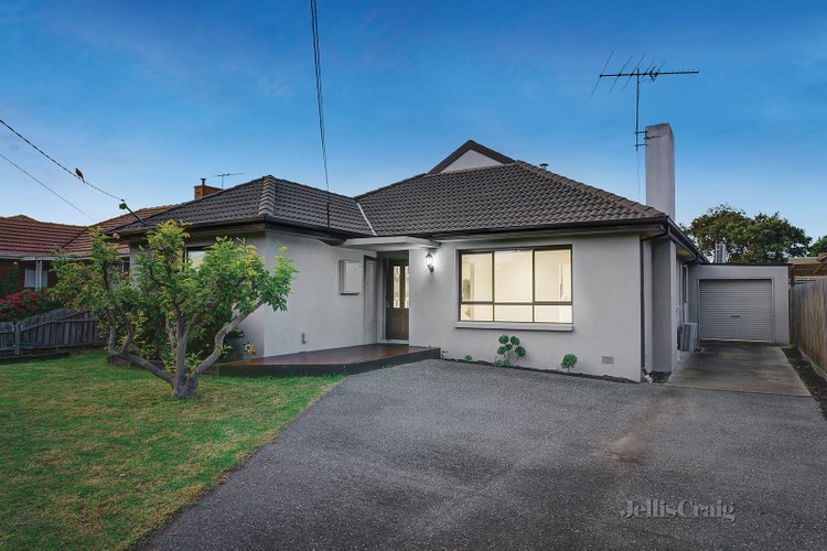 63 Stockdale Avenue Bentleigh East 3165