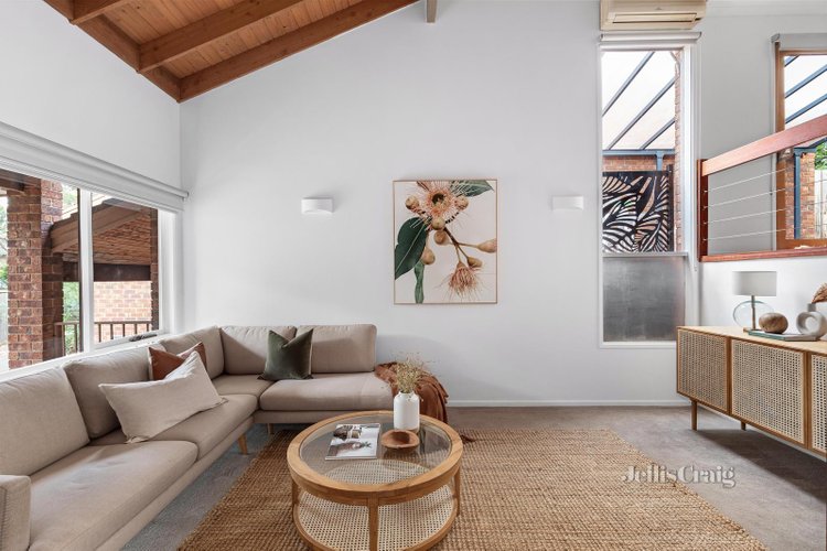 6 30 Alexander Street Montmorency 3094