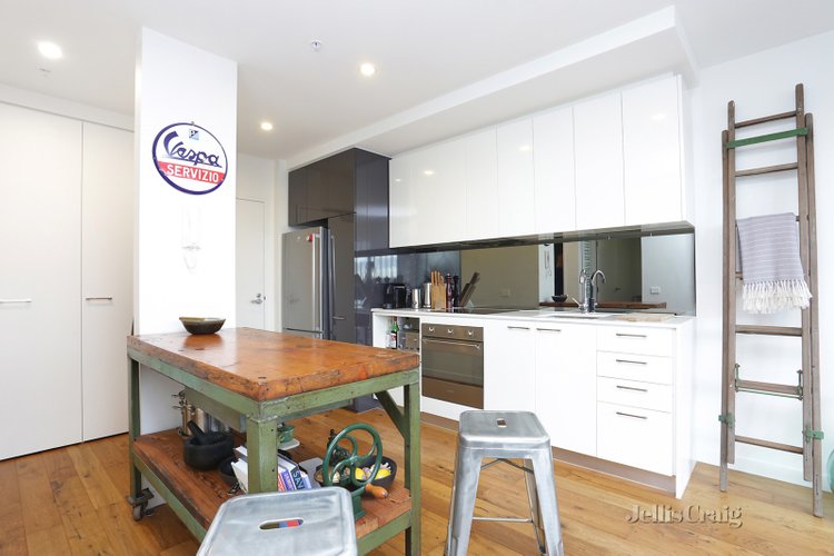6302/172 Edward Street Brunswick East 3057
