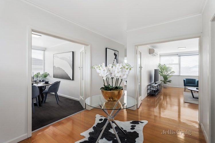 6/34 Alma Road Camberwell 3124