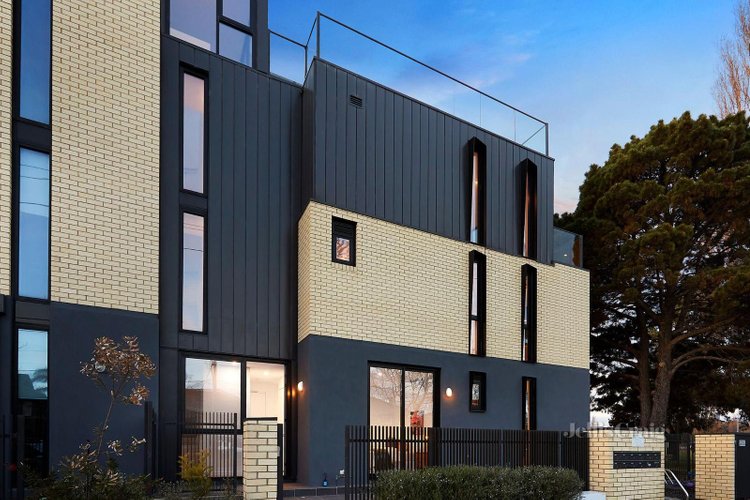 6 343 Williamstown Road Port Melbourne 3207