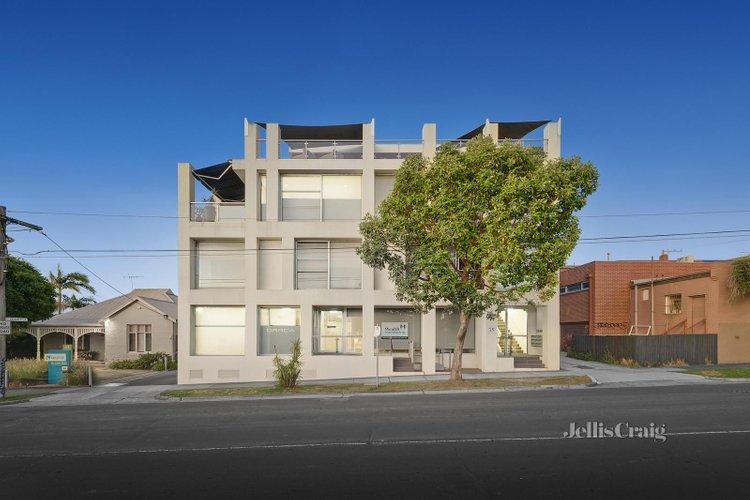 6 35 Willis Street Hampton 3188