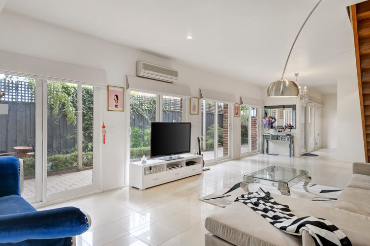 6/366 Elgar Road Box Hill 3128