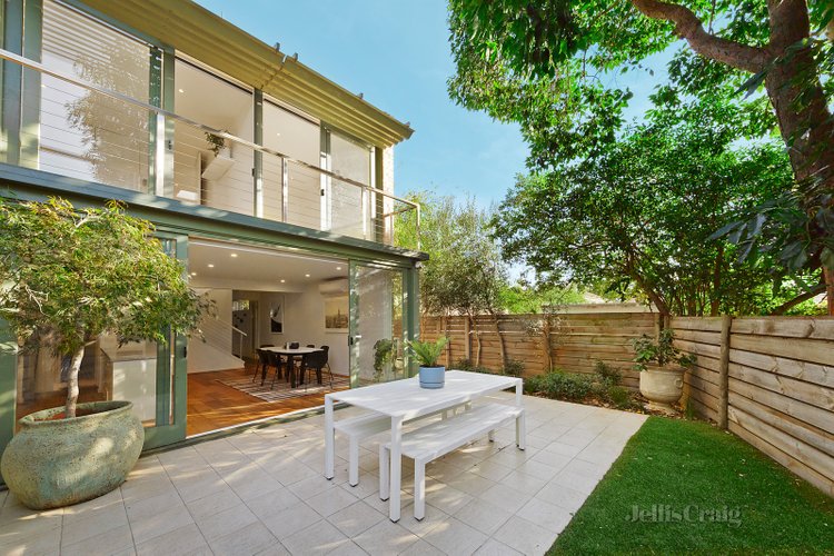 6/37a Canterbury Road Toorak 3142
