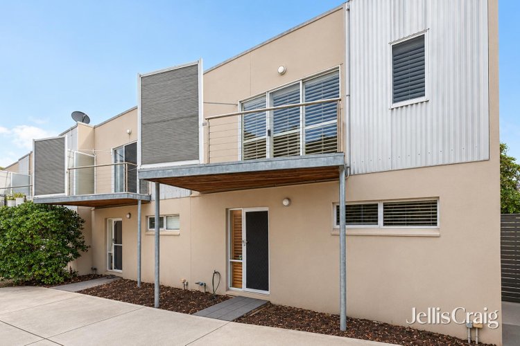6 4 Florence Street Williamstown North 3016