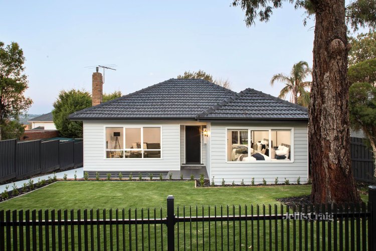 64 Henry Street Greensborough 3088
