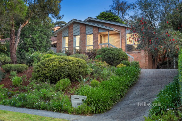 64 Milborne Crescent Eltham 3095