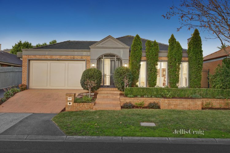 64 Murray Drive Burwood 3125