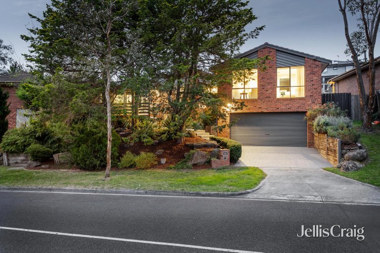 64 Parry Road Eltham North 3095