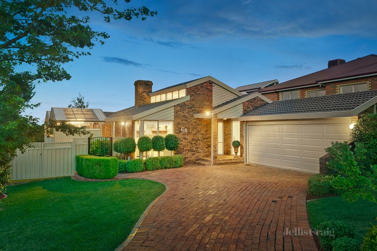 64 Partridge Way Mooroolbark 3138