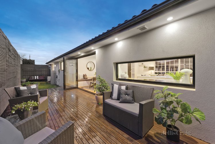 6/4 Paxton Street Malvern East 3145