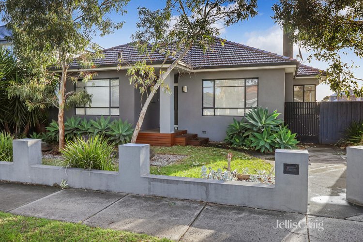 65 Charlotte Street Newport 3015