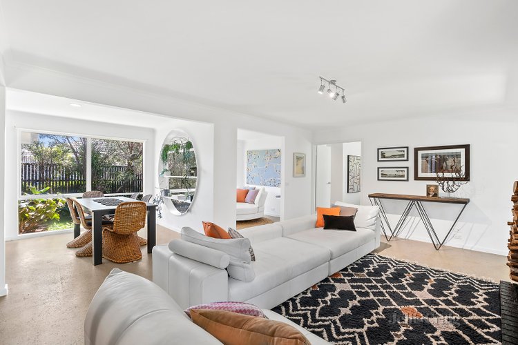 65 Fawkner Avenue Blairgowrie 3942