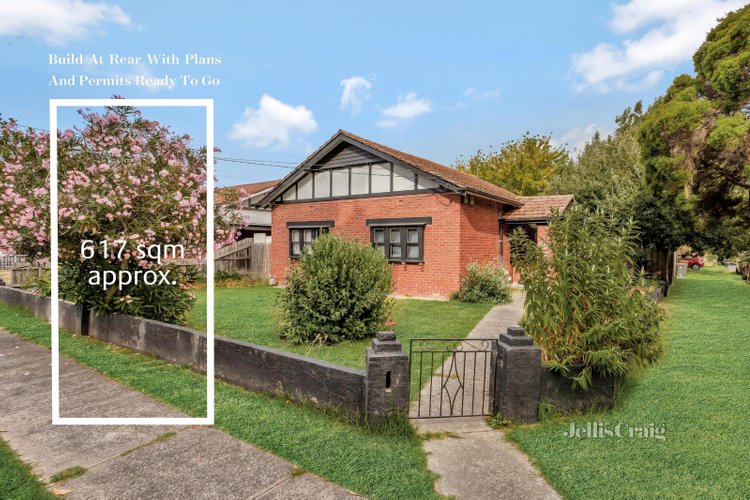 65 Golf Road Oakleigh South 3167