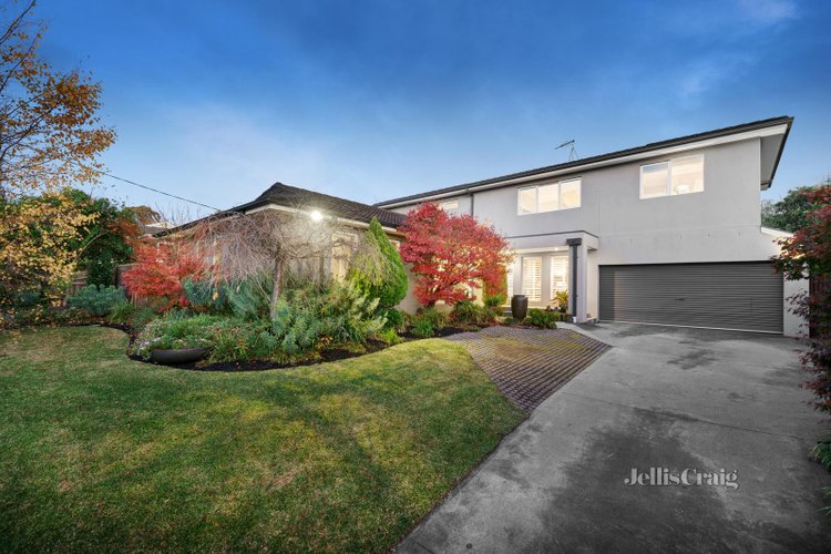 65 Lockhart Road Ringwood North 3134