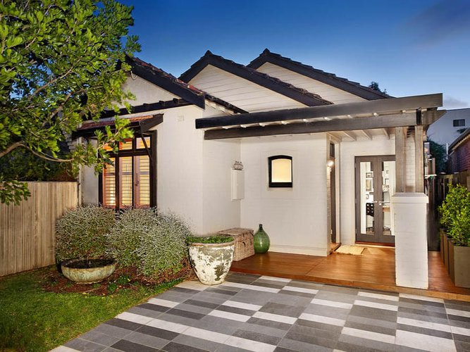 65 Spray Street Elwood 3184