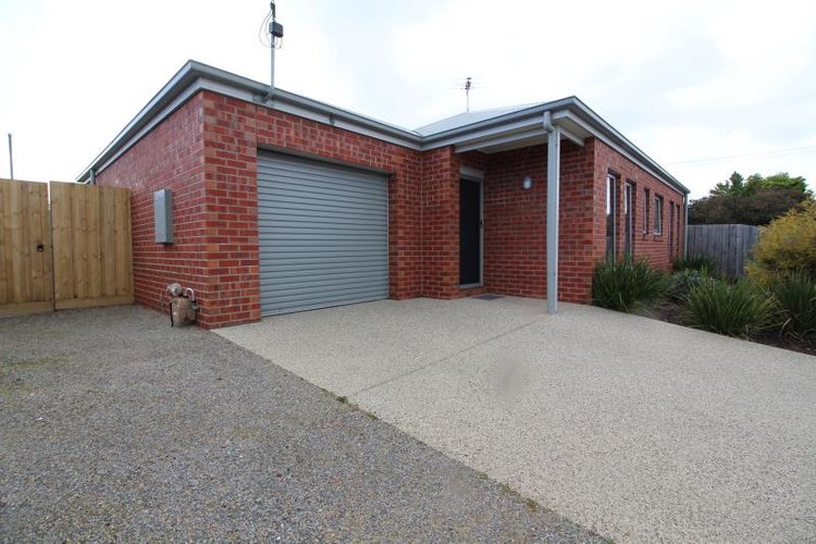 65 Watsons Road Newcomb 3219