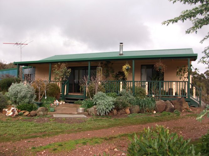 651 Pyrenees Highway Chewton 3451