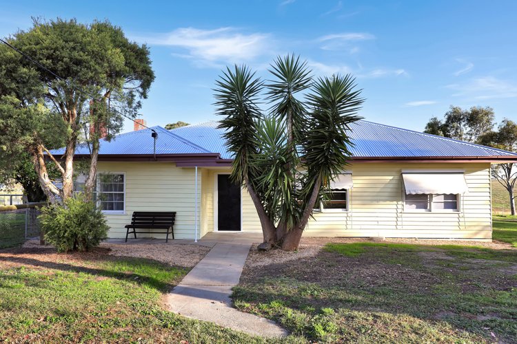 655 Wy Yung-Calulu Road, Calulu