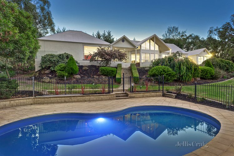 66 Hartley Road Wonga Park 3115