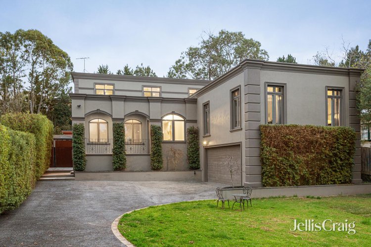 66 Henry Street Eltham 3095
