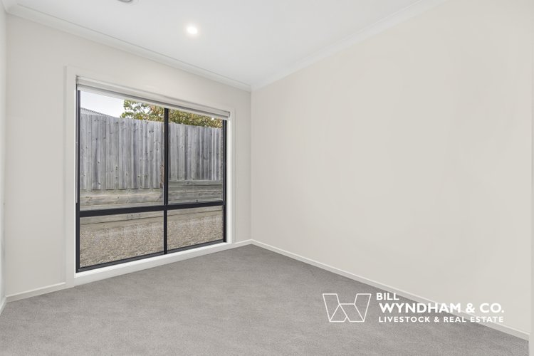 66 Lorimer Drive, Eastwood