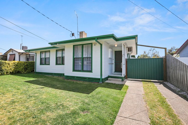 66 Swallow Crescent Norlane 3214