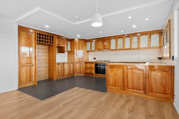 663 Tower Road, Mount Taylor