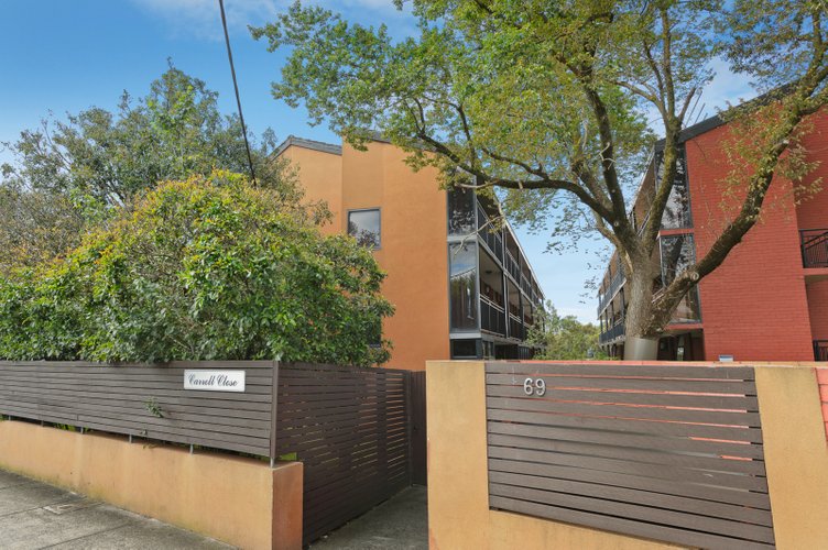 6/69 Carroll Crescent Glen Iris 3146