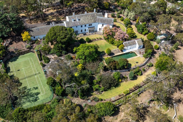 6 7 Rosehill Road Lower Plenty 3093