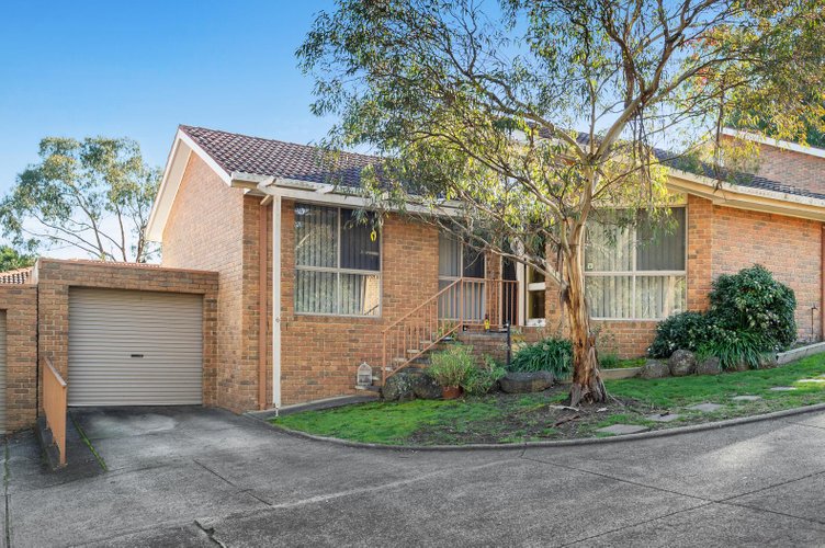 6/73 Nell Street Greensborough 3088