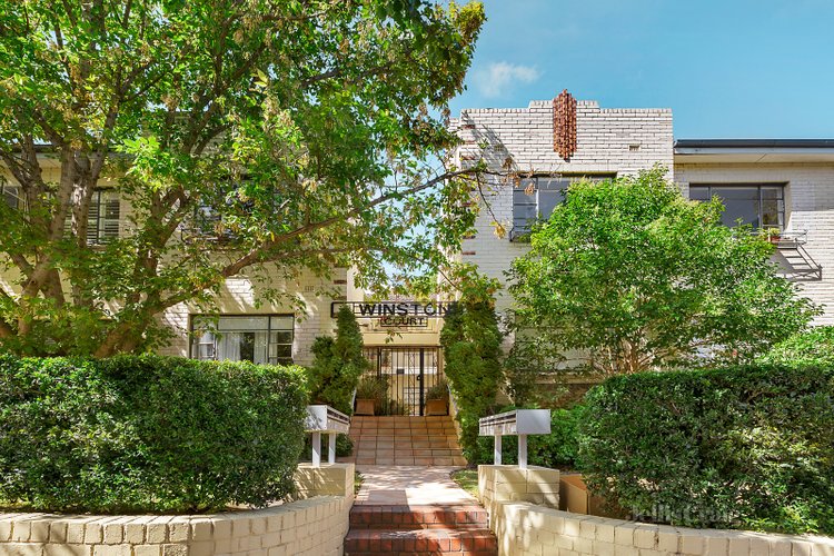 6/74 Canterbury Road Toorak 3142