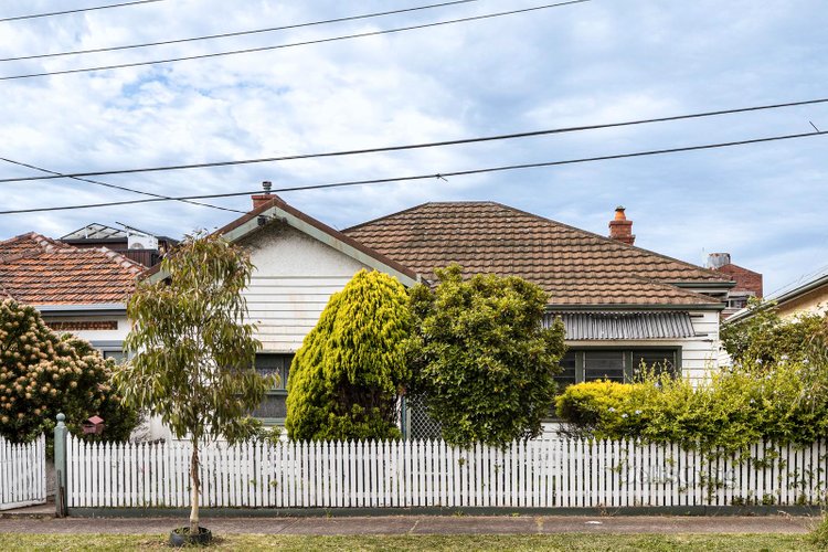 68 Emmaline Street Northcote 3070