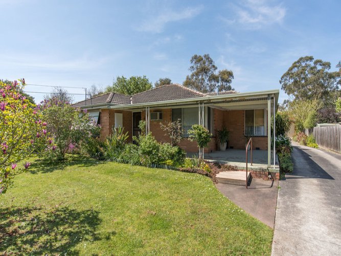 68 Greenslopes Drive Mooroolbark 3138