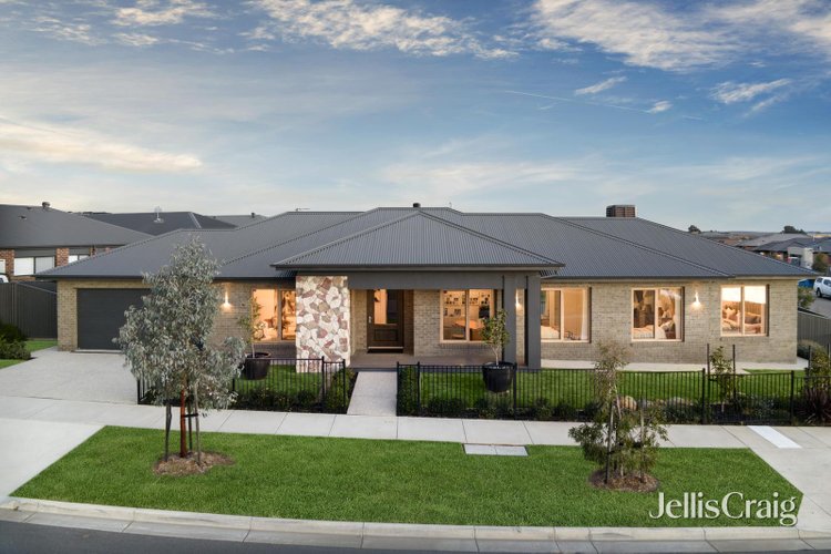 68 Skylark Drive Winter Valley 3358