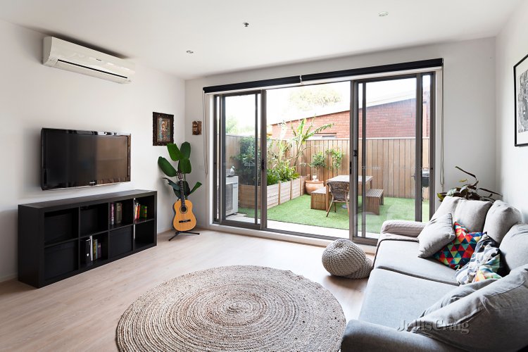 6/85 Hutton Street Thornbury 3071