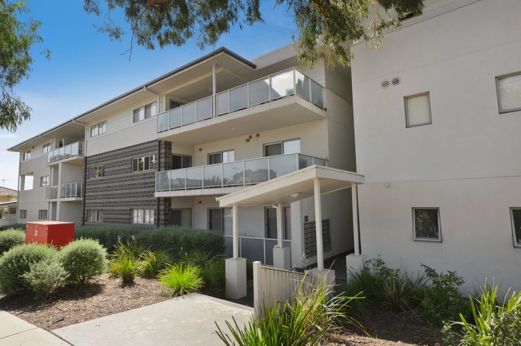 6/881 Doncaster Road Doncaster East 3109