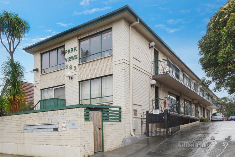 6/883 Park Street Brunswick West 3055