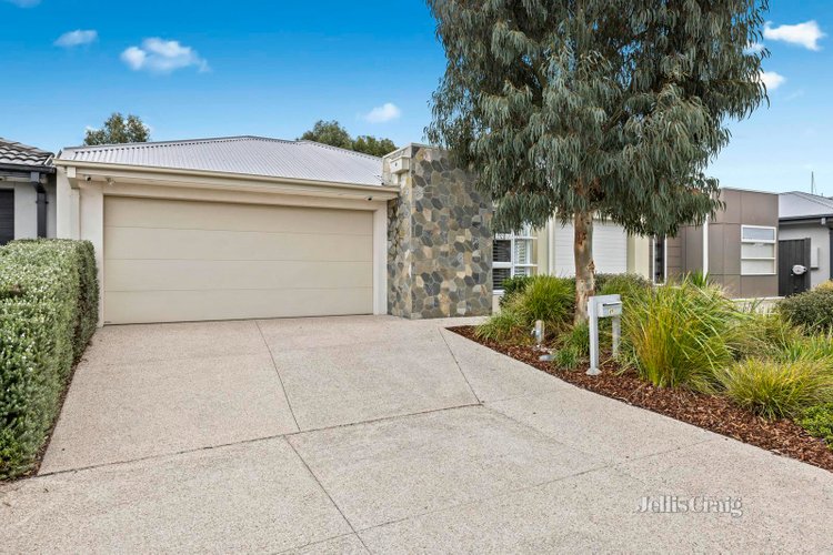69 Oceanic Drive Safety Beach 3936