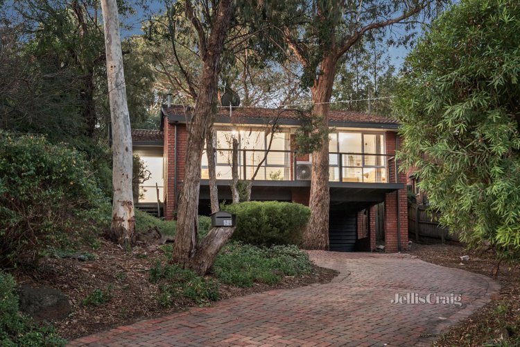 69 Reichelt Avenue Montmorency 3094