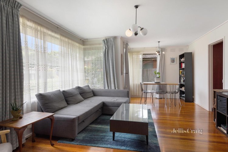 69 Winmalee Drive Glen Waverley 3150