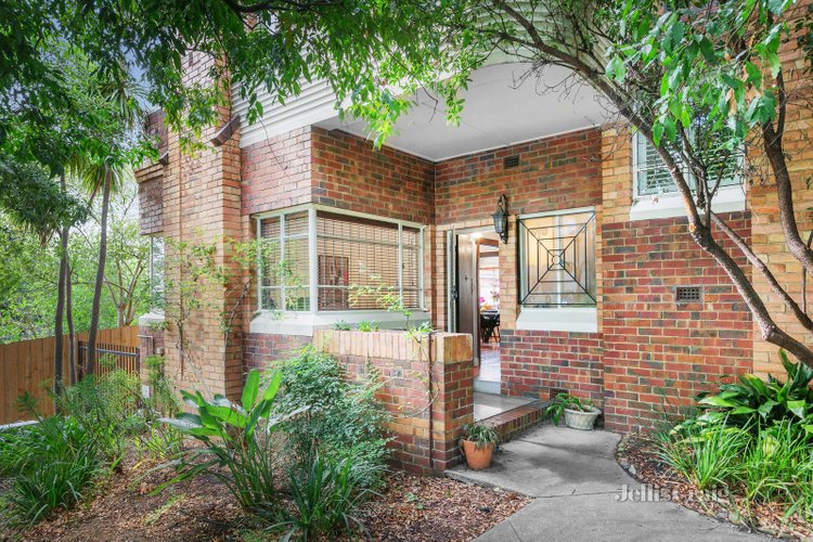 6 950 Burke Road Deepdene 3103