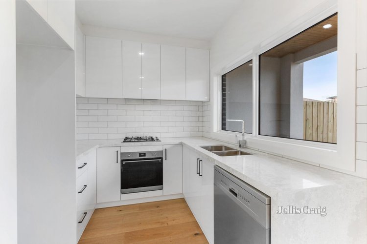 6B Beverley Grove Mount Waverley 3149