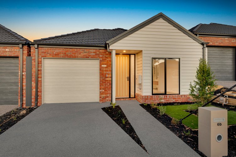 6B Stoddart Street Hamlyn Heights 3215