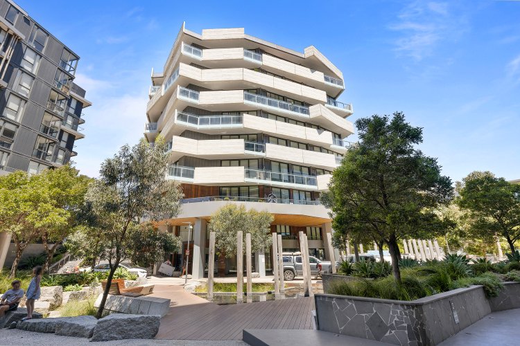 6LG/4 Acacia Place Abbotsford 3067