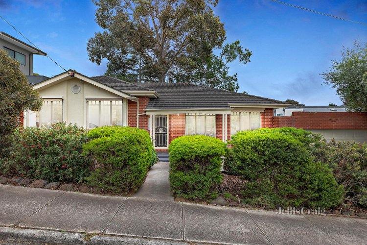 7 Amar Street Strathmore 3041