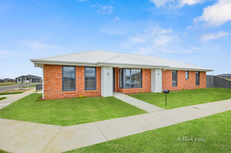 7 Ashton Avenue Winter Valley 3358