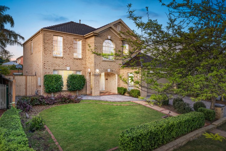 7 Autumn Court Glen Waverley 3150